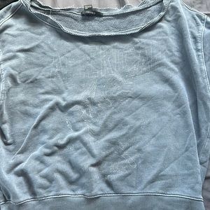 F21 American World Tour Off Shoulder Crew